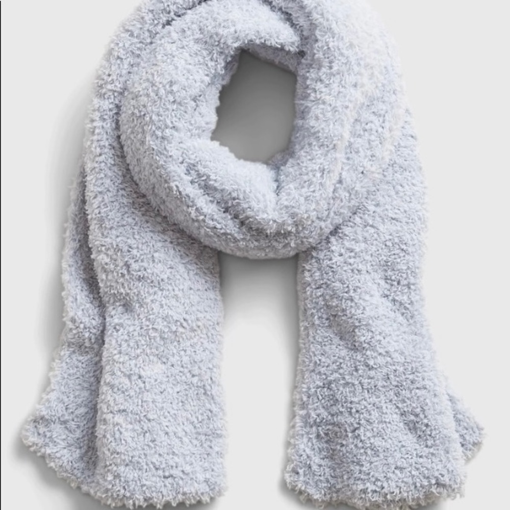 Gap boucle scarf and hand warmers